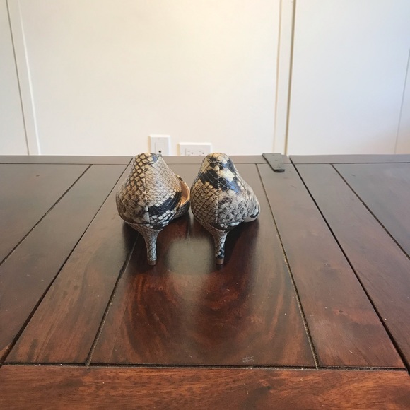 NWOB Aldo nude animal print 2’ heels - Picture 5 of 5